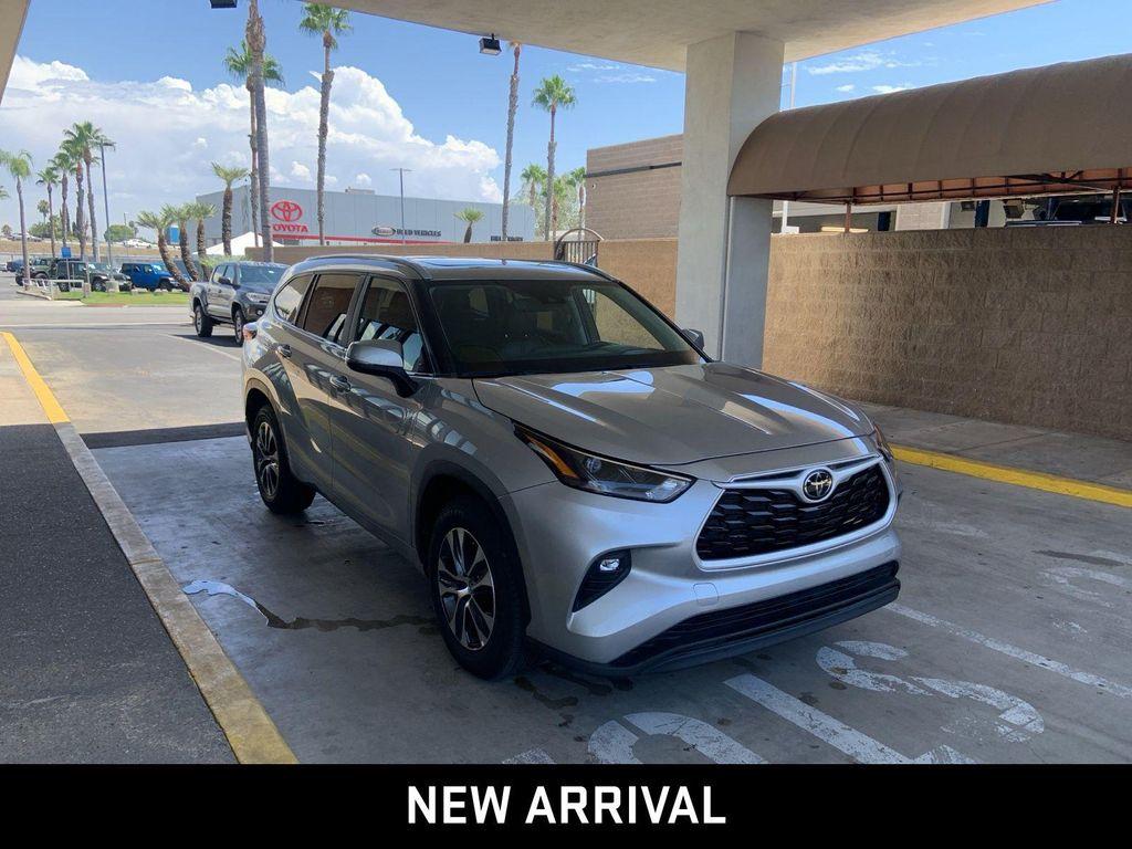 used 2024 Toyota Highlander car, priced at $42,875