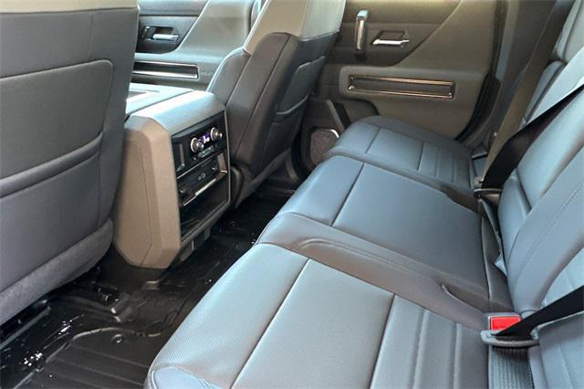 new 2025 GMC HUMMER EV Pickup car, priced at $96,470
