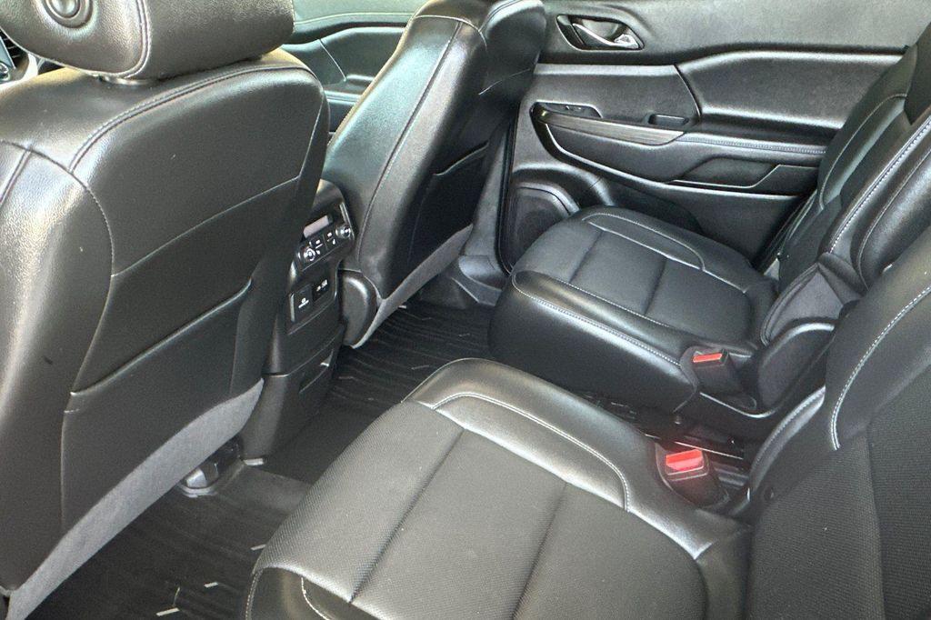 used 2023 GMC Acadia car, priced at $33,291