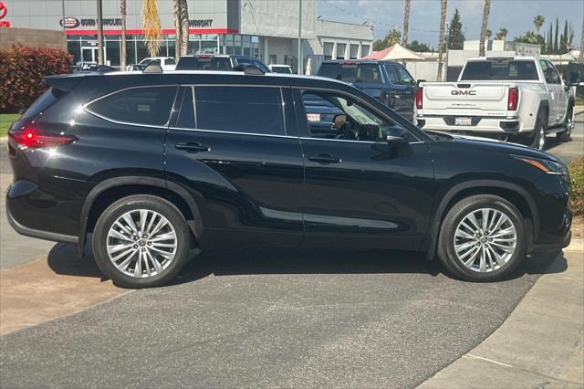 used 2023 Toyota Highlander car, priced at $45,453