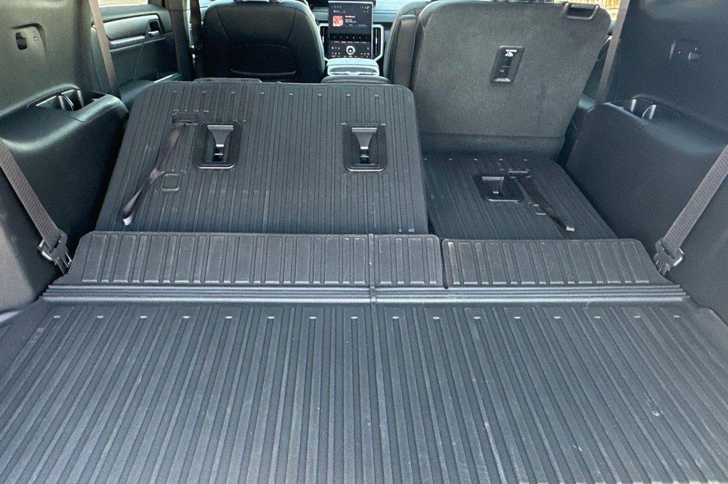 used 2025 GMC Acadia car, priced at $44,390