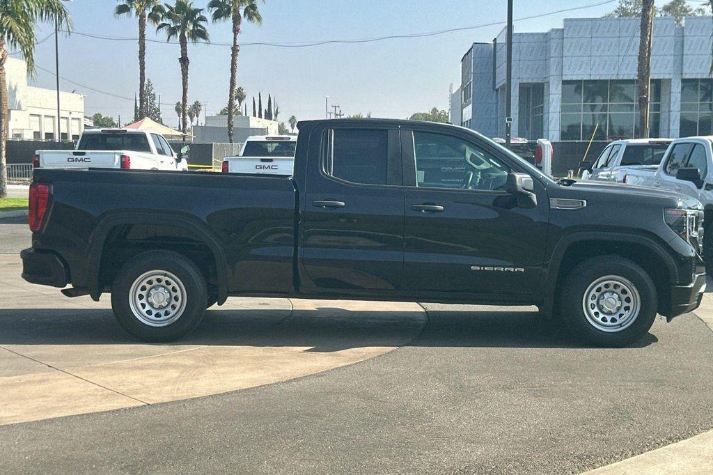 used 2023 GMC Sierra 1500 car, priced at $31,325