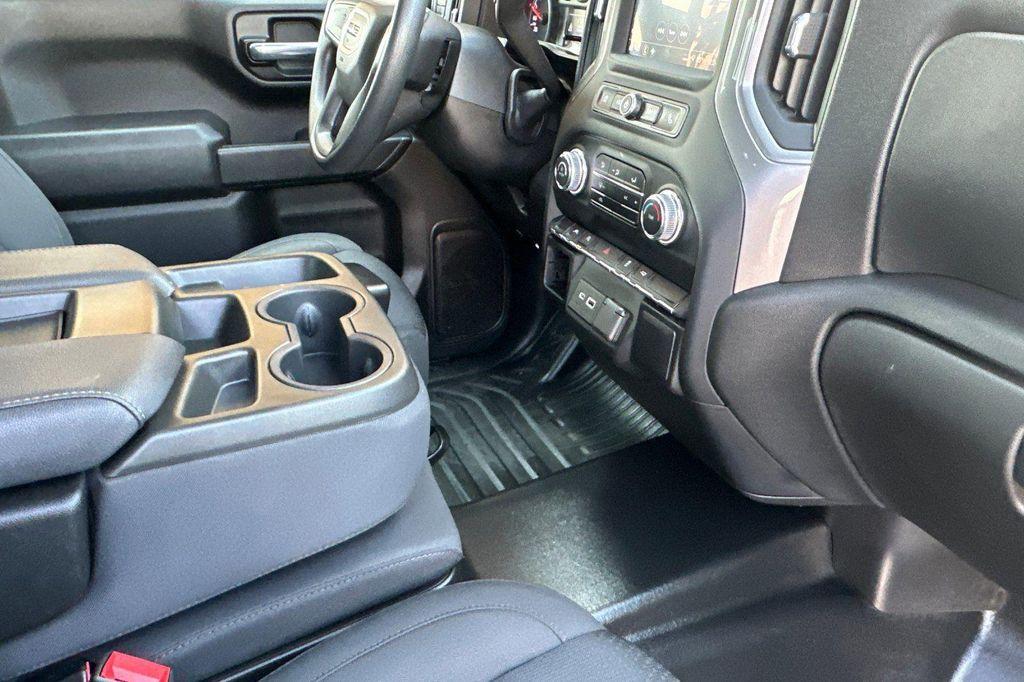 used 2023 GMC Sierra 1500 car, priced at $31,325