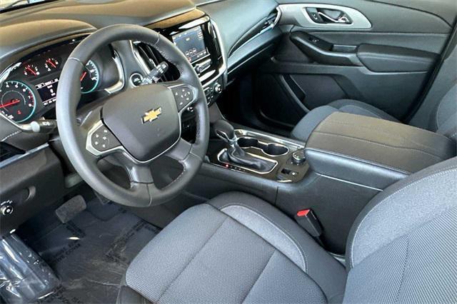 used 2023 Chevrolet Traverse car, priced at $36,136