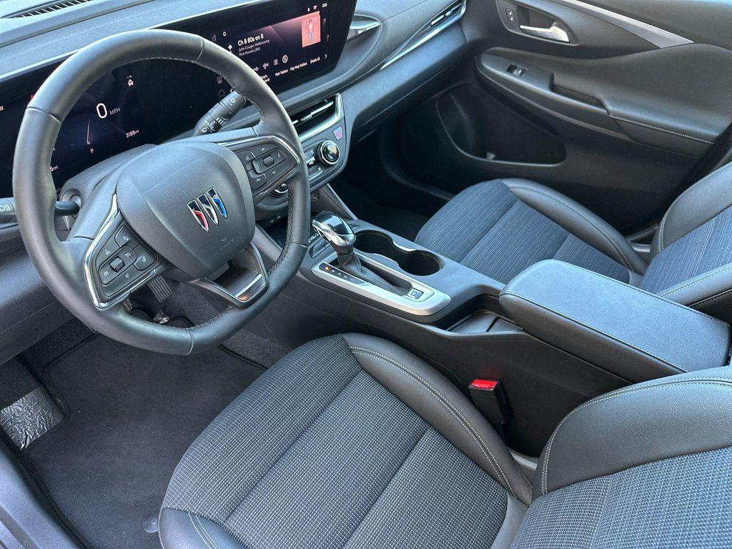 new 2025 Buick Envista car, priced at $26,140
