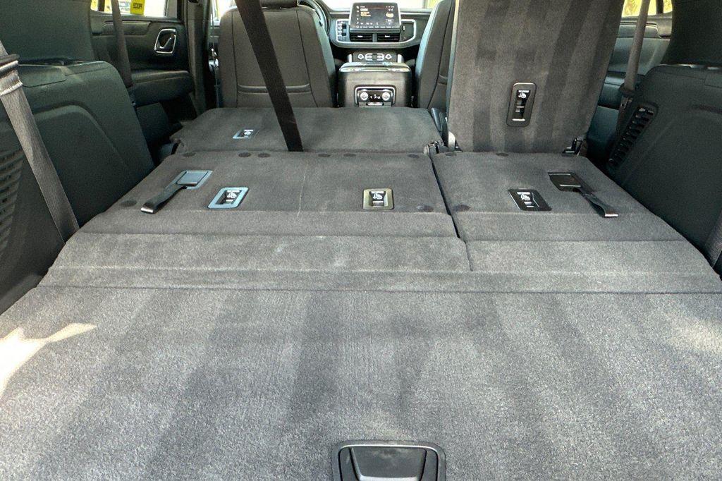 used 2024 GMC Yukon car, priced at $65,795