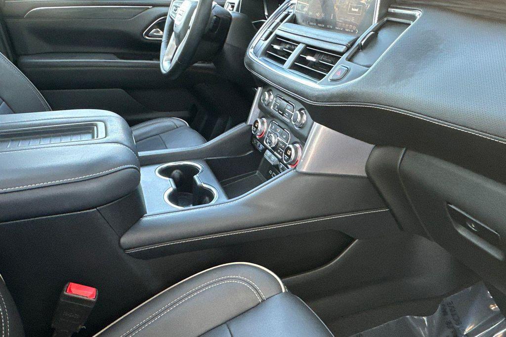 used 2024 GMC Yukon car, priced at $65,795