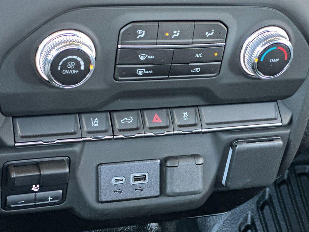 new 2025 GMC Sierra 2500 car, priced at $50,974
