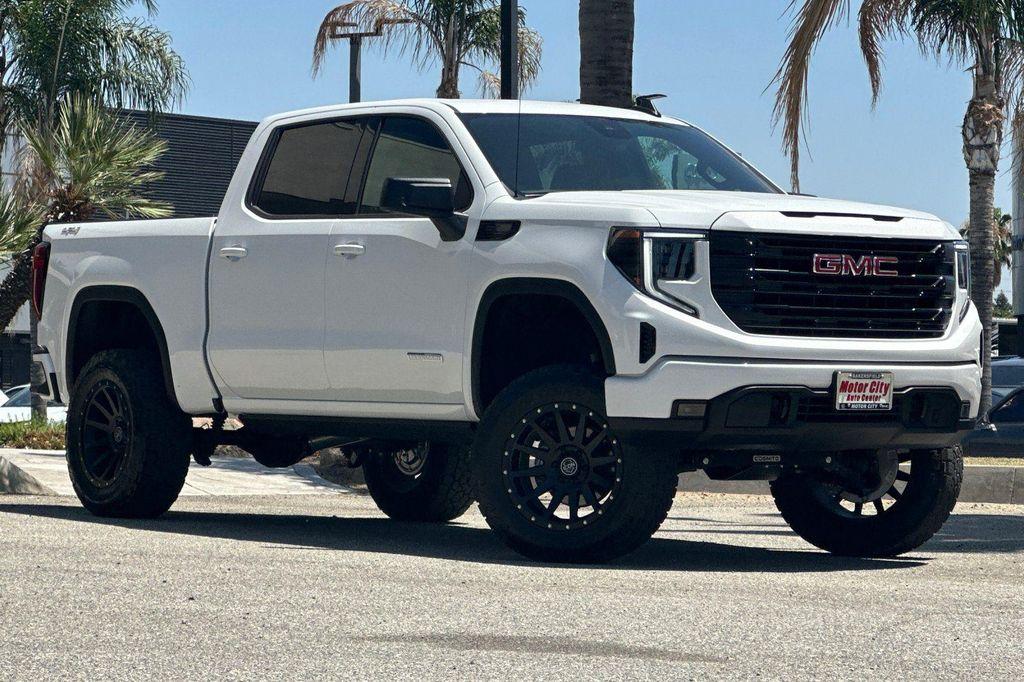new 2025 GMC Sierra 1500 car, priced at $74,243