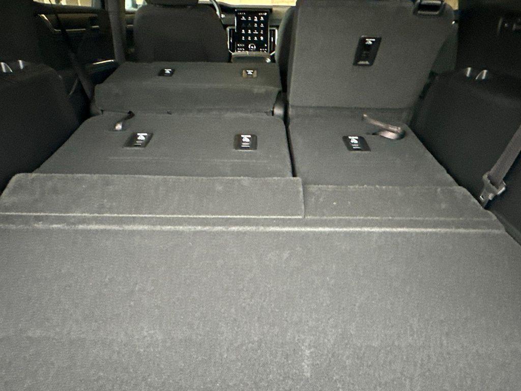 new 2026 GMC Acadia car, priced at $45,435