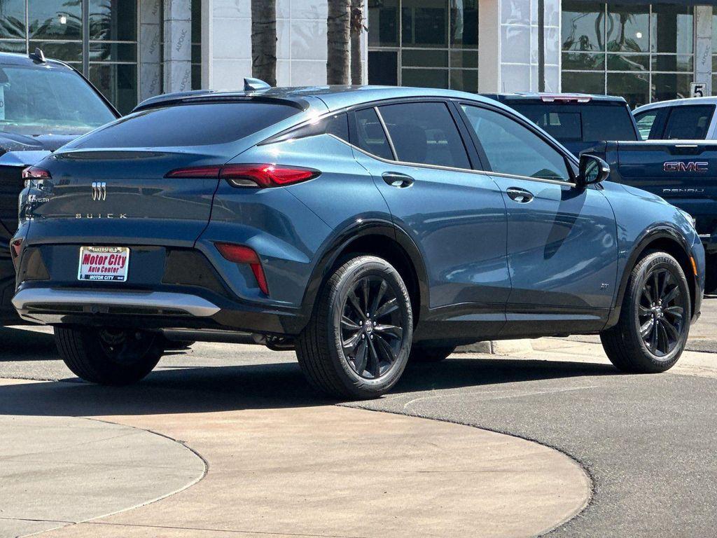 new 2025 Buick Envista car, priced at $27,327