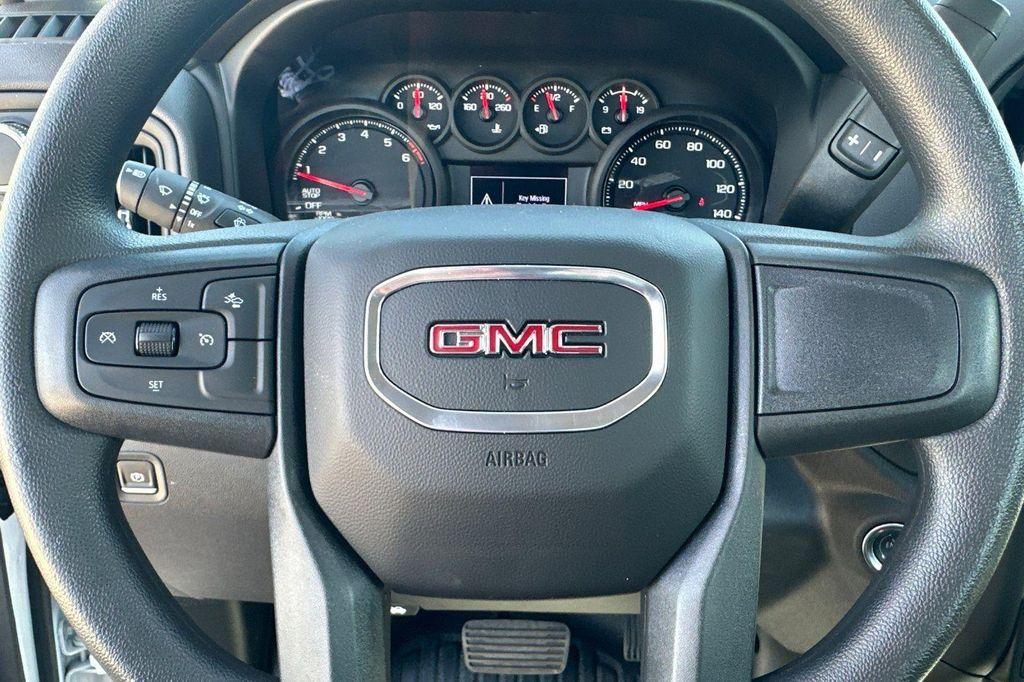 new 2025 GMC Sierra 1500 car, priced at $53,250