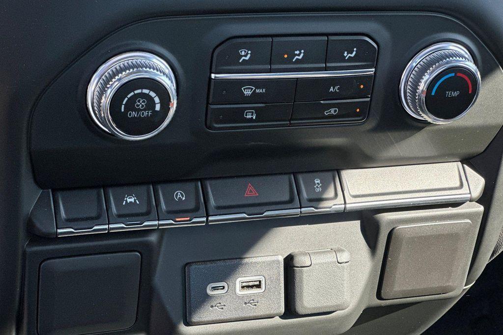 new 2025 GMC Sierra 1500 car, priced at $53,250