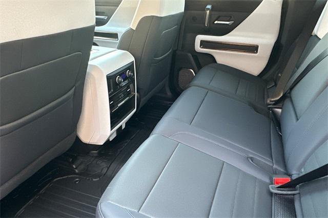 new 2025 GMC HUMMER EV Pickup car, priced at $96,470