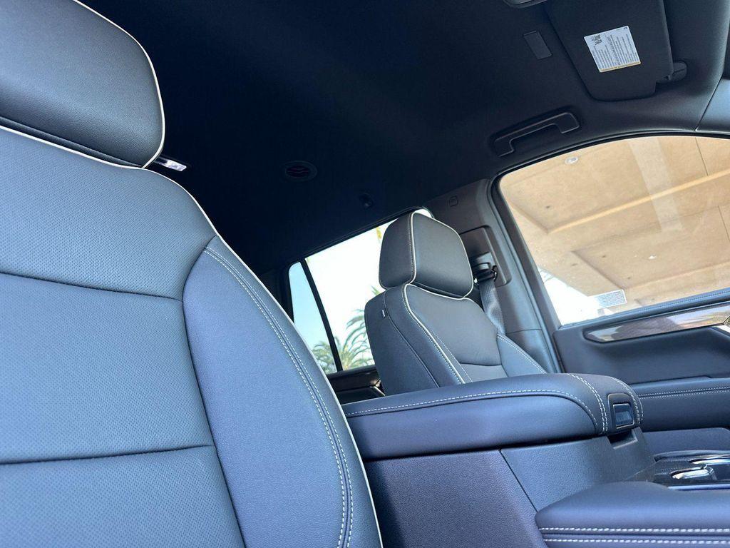 new 2025 GMC Yukon car, priced at $73,280