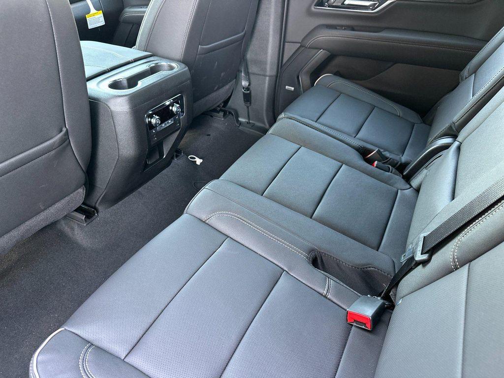 new 2025 GMC Yukon car, priced at $73,280