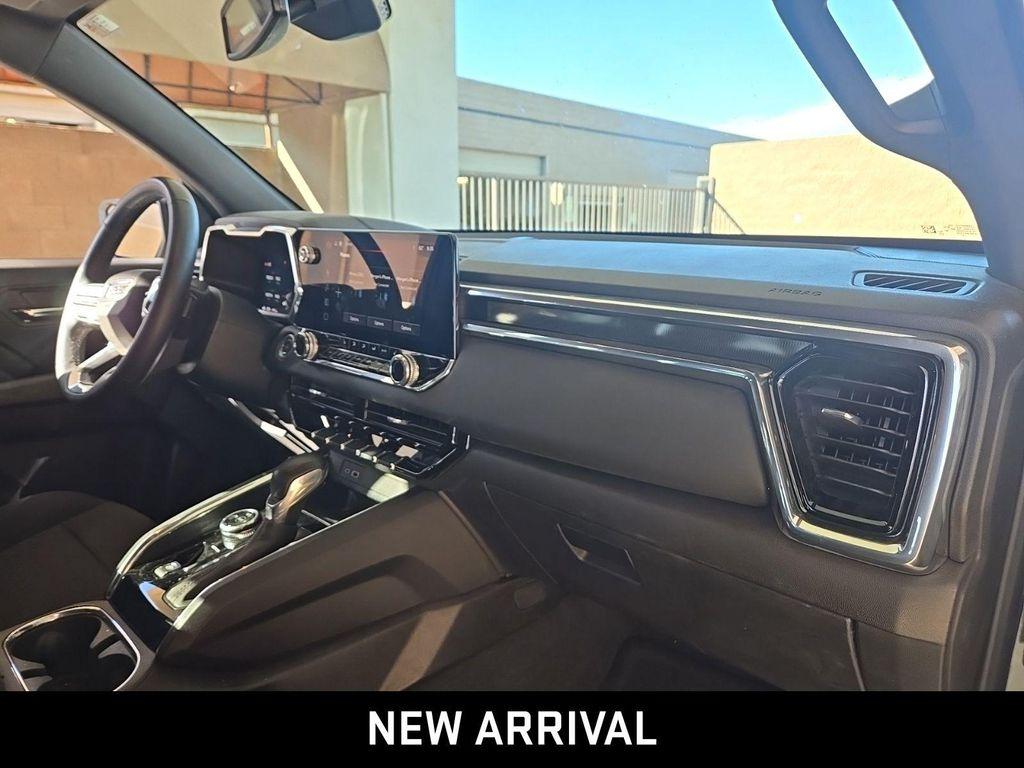 used 2024 GMC Canyon car, priced at $40,290