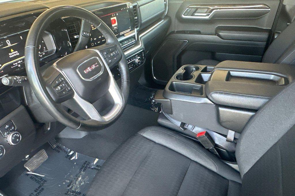 used 2024 GMC Sierra 1500 car, priced at $37,688