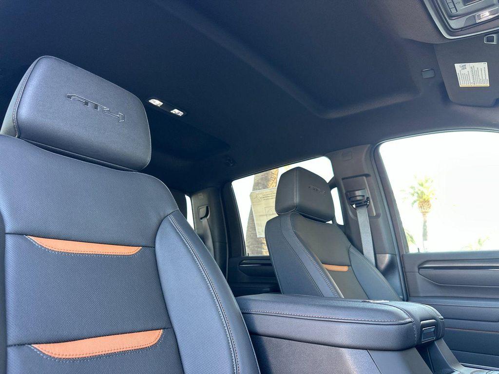 new 2025 GMC Sierra 2500 car, priced at $80,866
