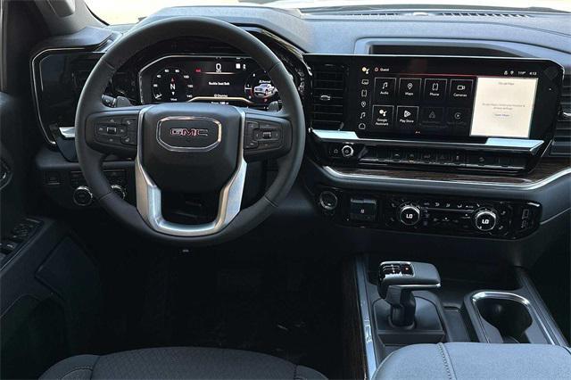 new 2023 GMC Sierra 1500 car, priced at $55,055