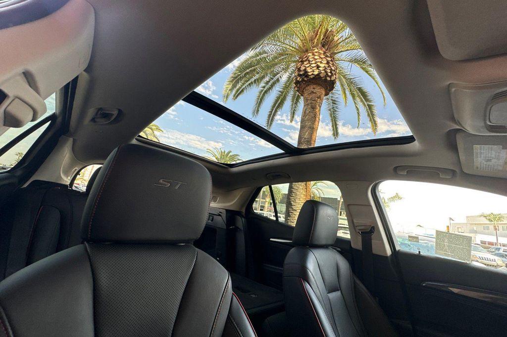 used 2023 Buick Envision car, priced at $29,895