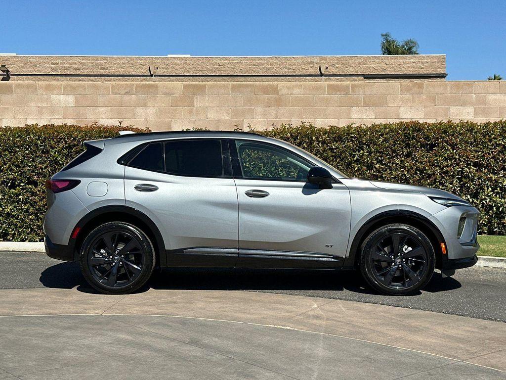 new 2025 Buick Envision car, priced at $42,082