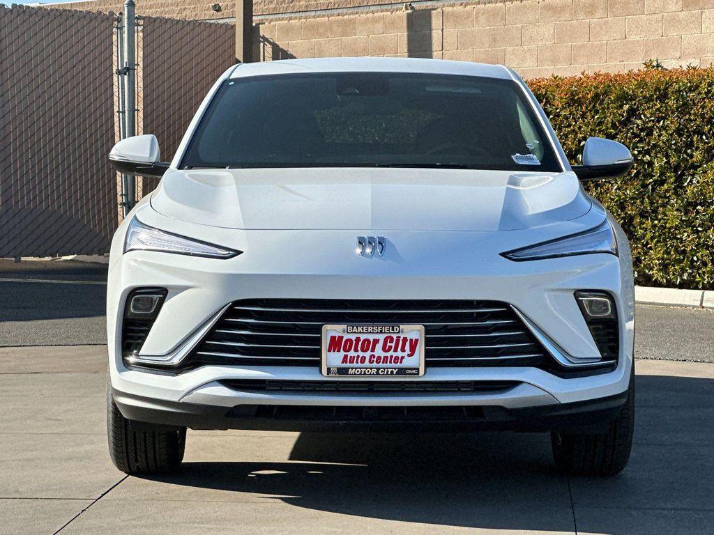 new 2025 Buick Envista car, priced at $22,600