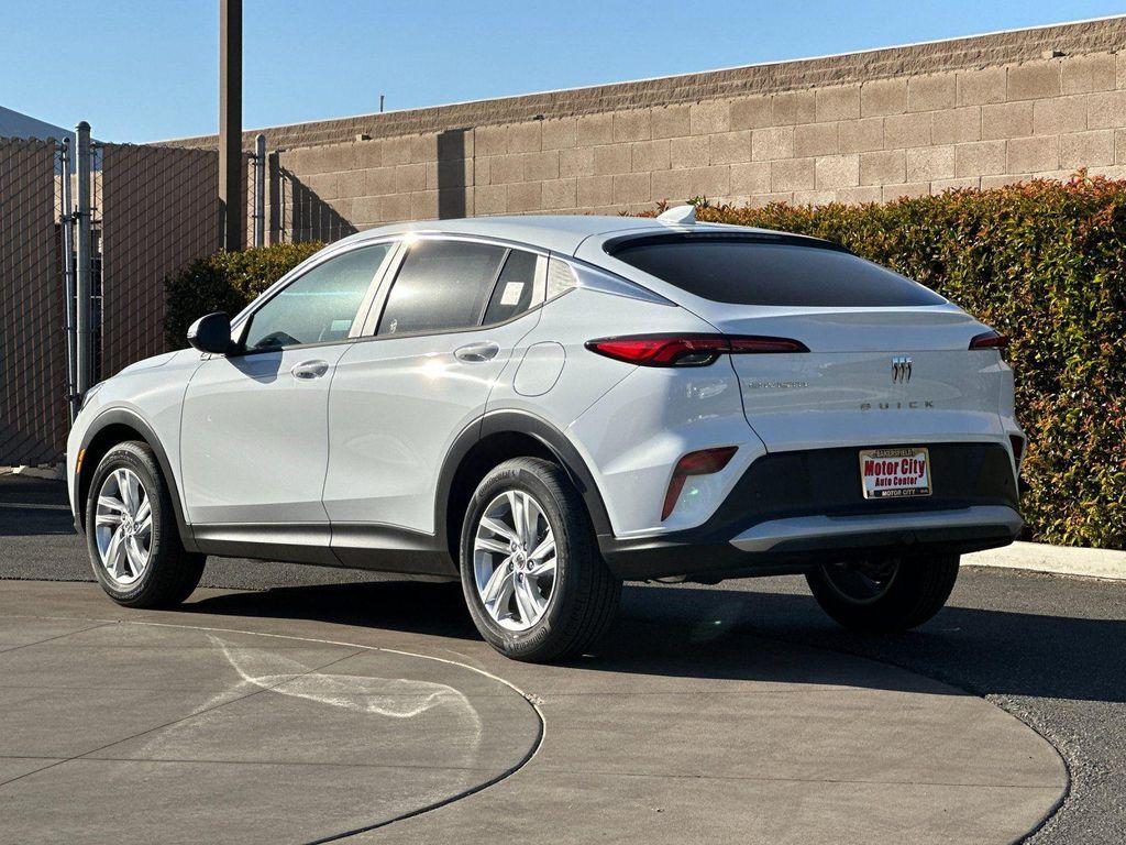 new 2025 Buick Envista car, priced at $22,600