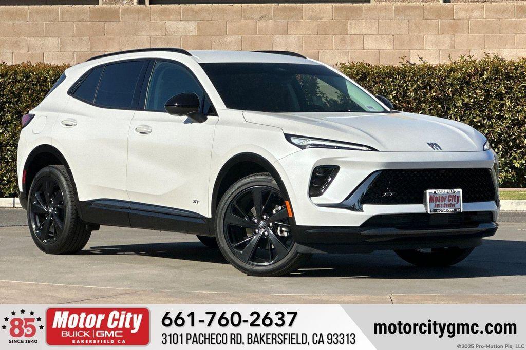 used 2025 Buick Envision car, priced at $36,990