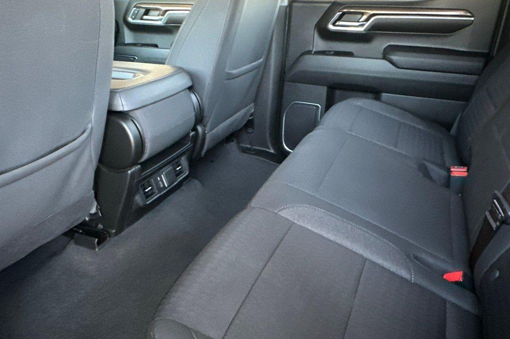 used 2022 Chevrolet Silverado 1500 car, priced at $43,985