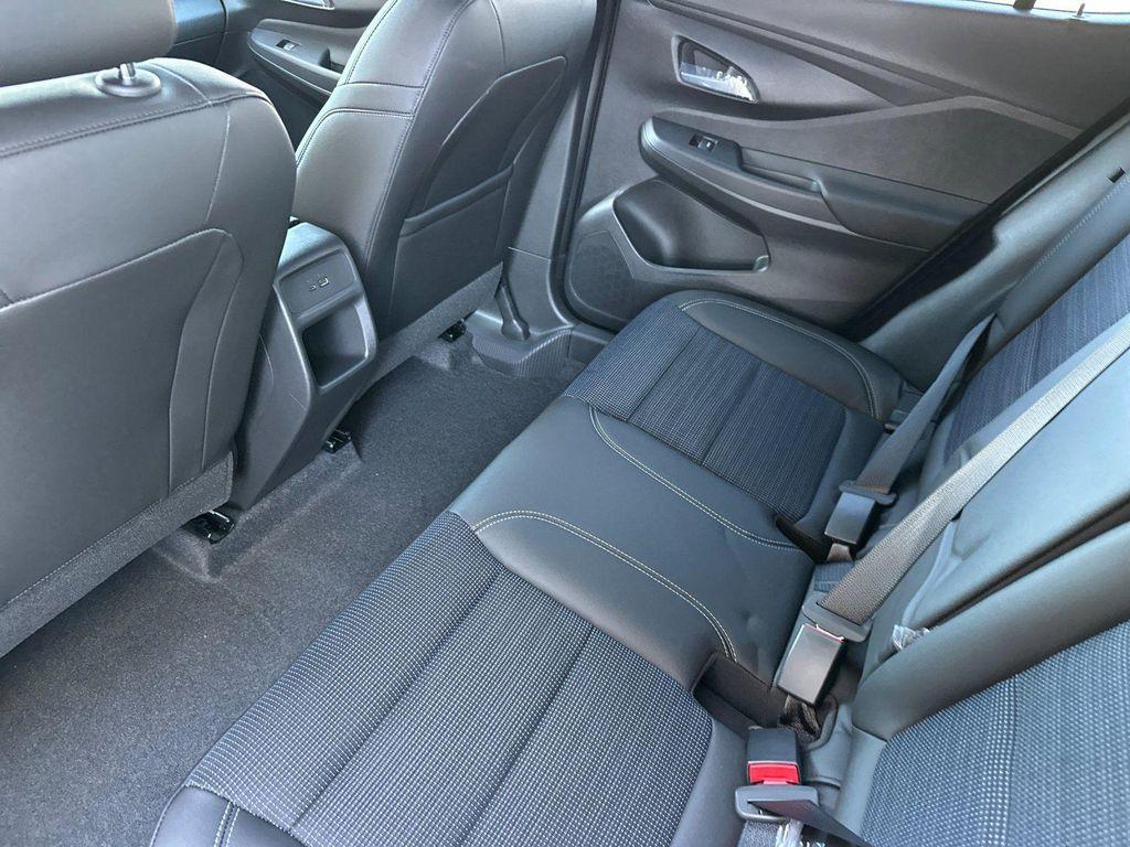 new 2025 Buick Envista car, priced at $25,696