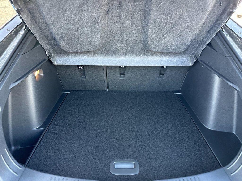 new 2025 Buick Envista car, priced at $25,696