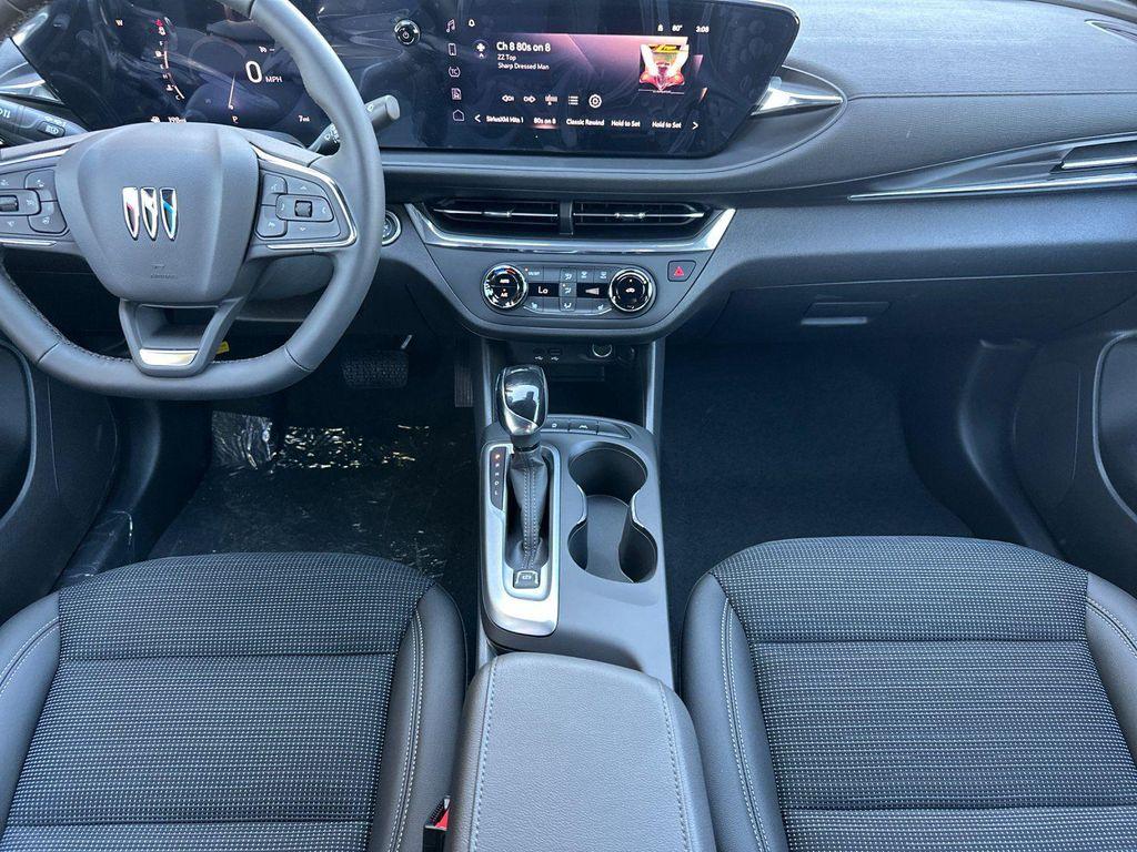 new 2025 Buick Envista car, priced at $25,696