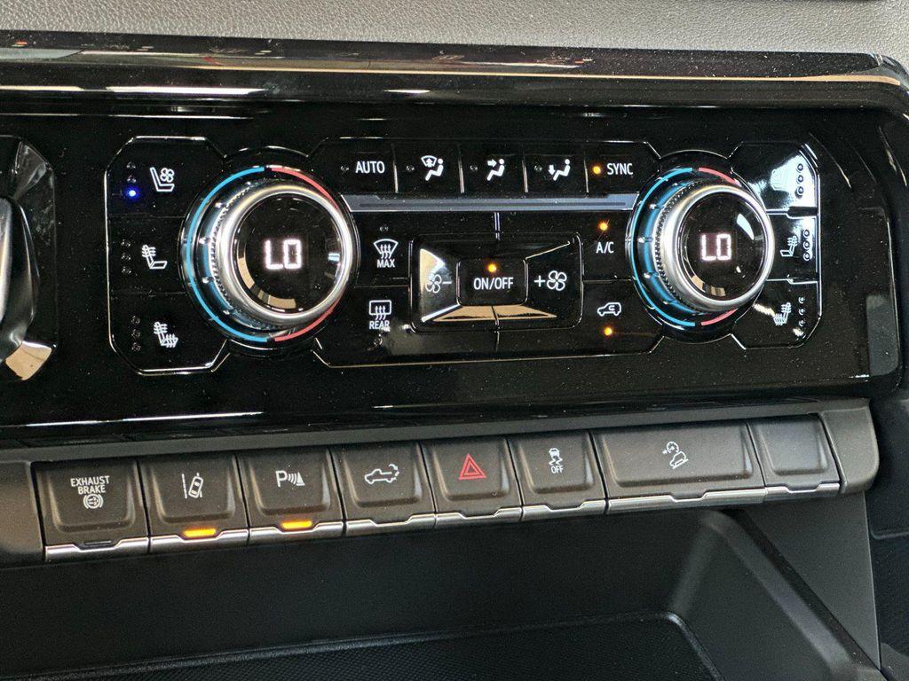 new 2025 GMC Sierra 2500 car, priced at $86,042