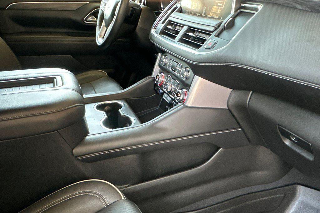 used 2022 GMC Yukon car, priced at $50,995