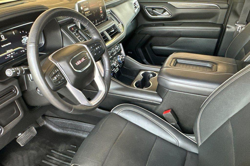 used 2022 GMC Yukon car, priced at $50,995