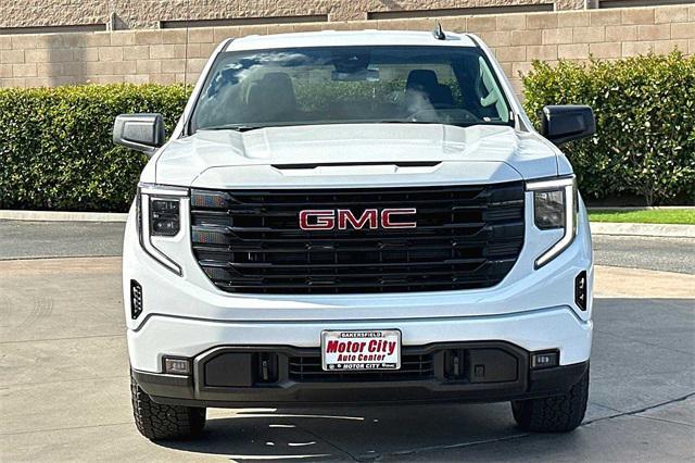 new 2023 GMC Sierra 1500 car, priced at $52,174