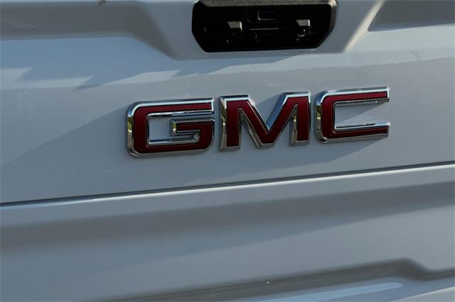 new 2024 GMC Sierra 1500 car, priced at $72,045