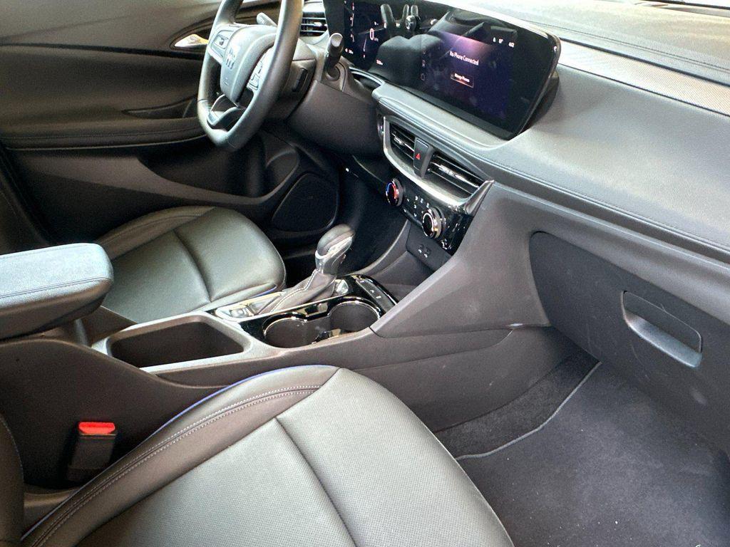 new 2025 Buick Encore GX car, priced at $27,709