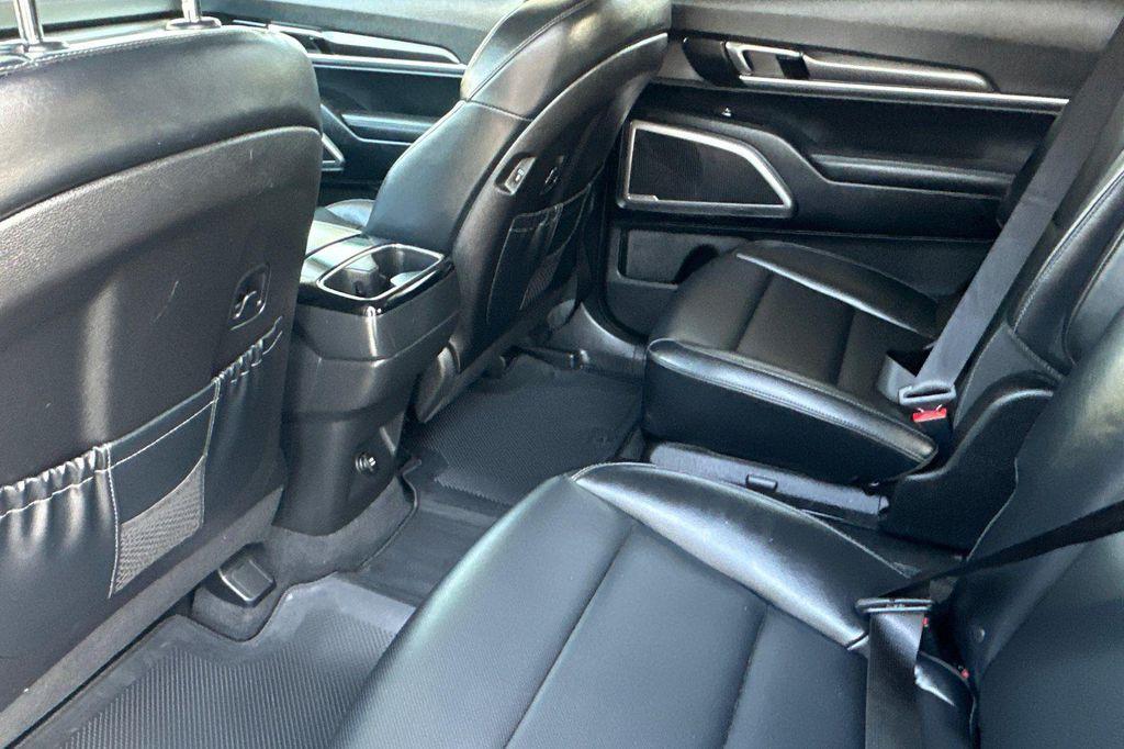 used 2024 Kia Telluride car, priced at $31,590