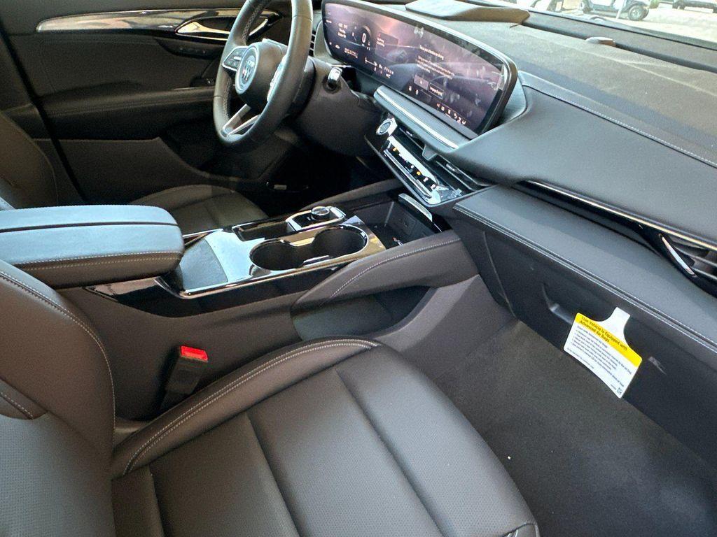 new 2025 Buick Envision car, priced at $37,052