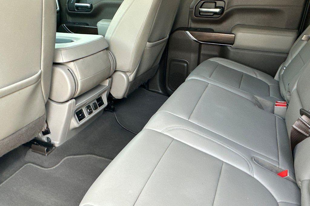 used 2021 GMC Sierra 1500 car, priced at $42,990