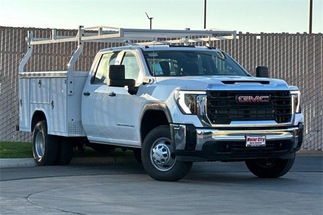 new 2024 GMC Sierra 3500 car, priced at $79,928