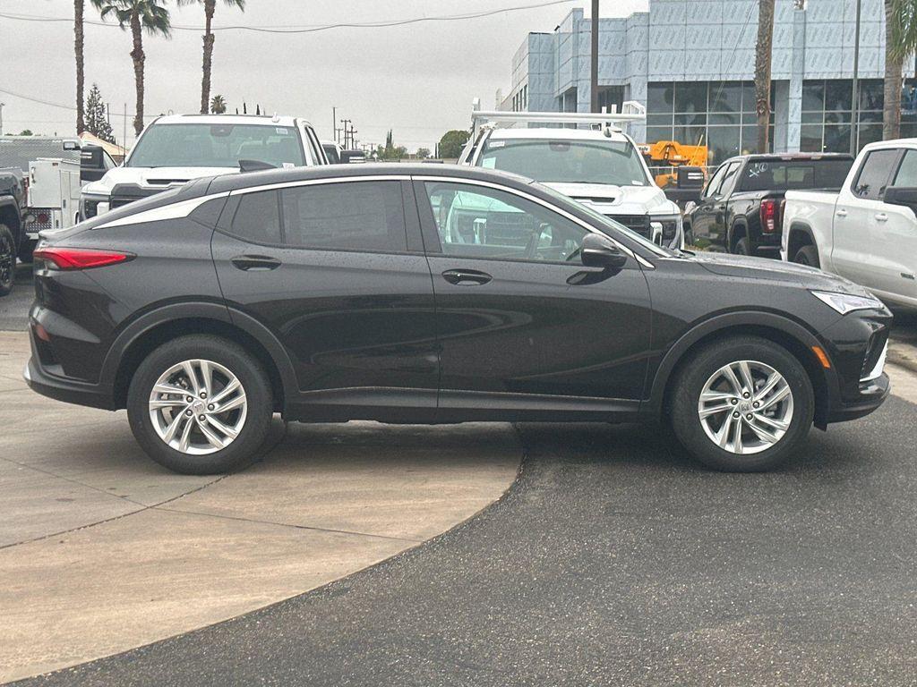 new 2025 Buick Envista car, priced at $25,696