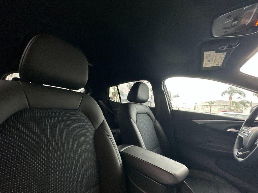 new 2025 Buick Envista car, priced at $25,696