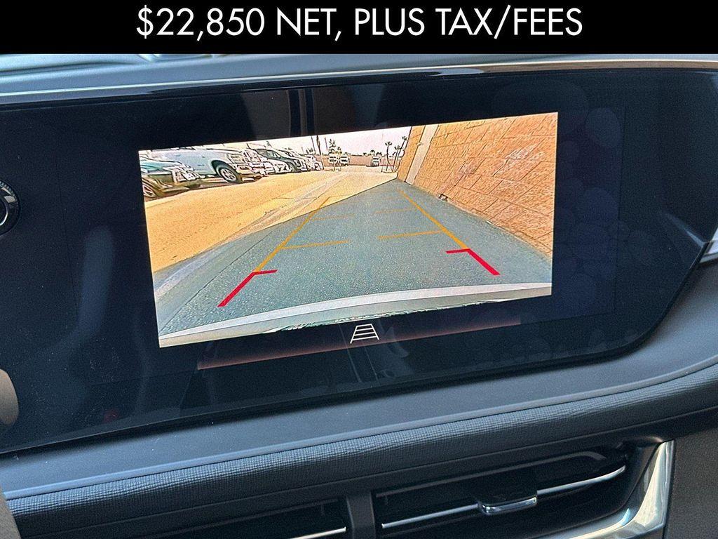 new 2025 Buick Envista car, priced at $23,100