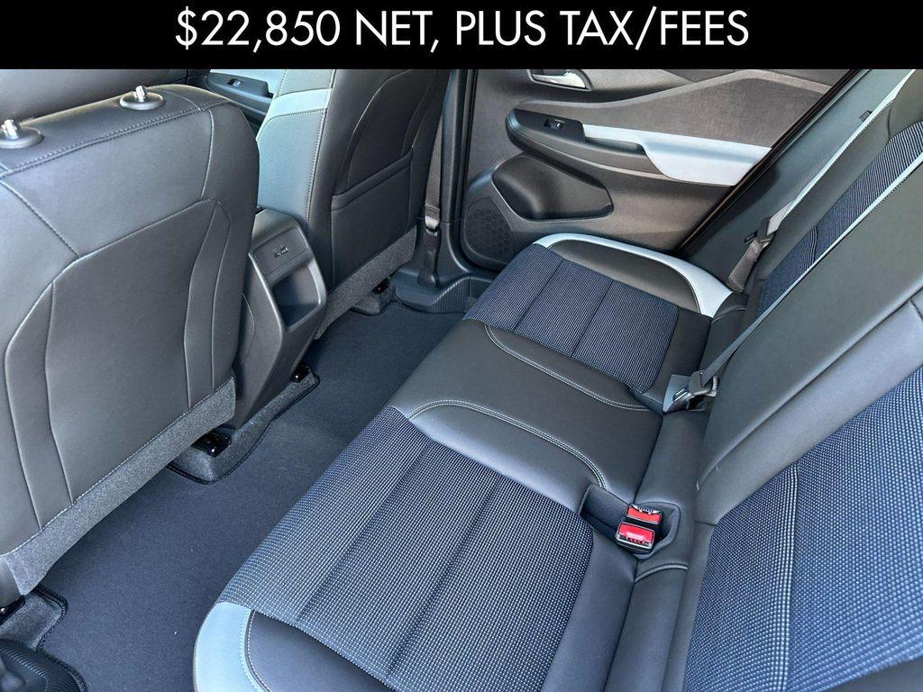 new 2025 Buick Envista car, priced at $23,100