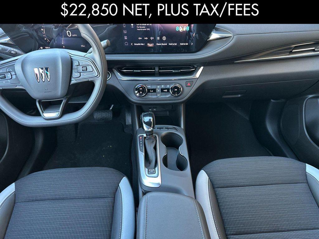 new 2025 Buick Envista car, priced at $23,100