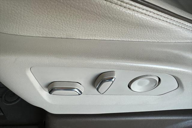 used 2022 GMC Yukon XL car, priced at $60,943
