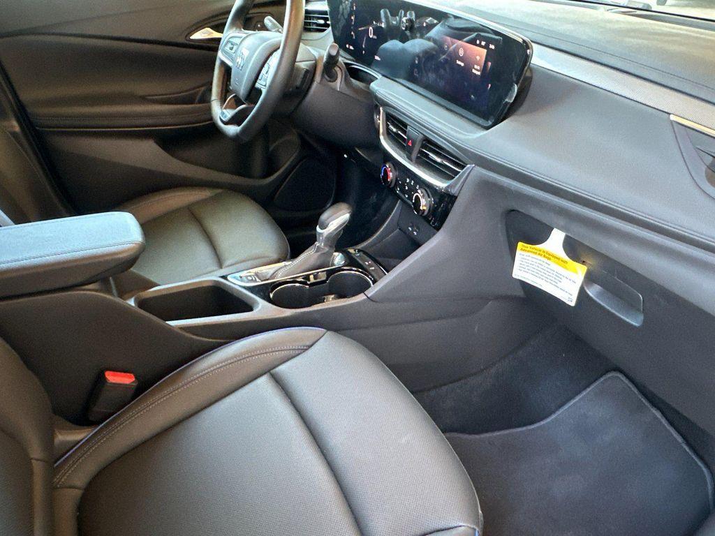 new 2025 Buick Encore GX car, priced at $29,179